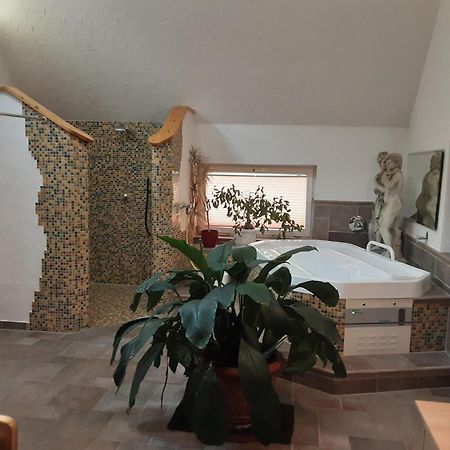 Hotel Gasthof Zur Krone Oberzent Εξωτερικό φωτογραφία
