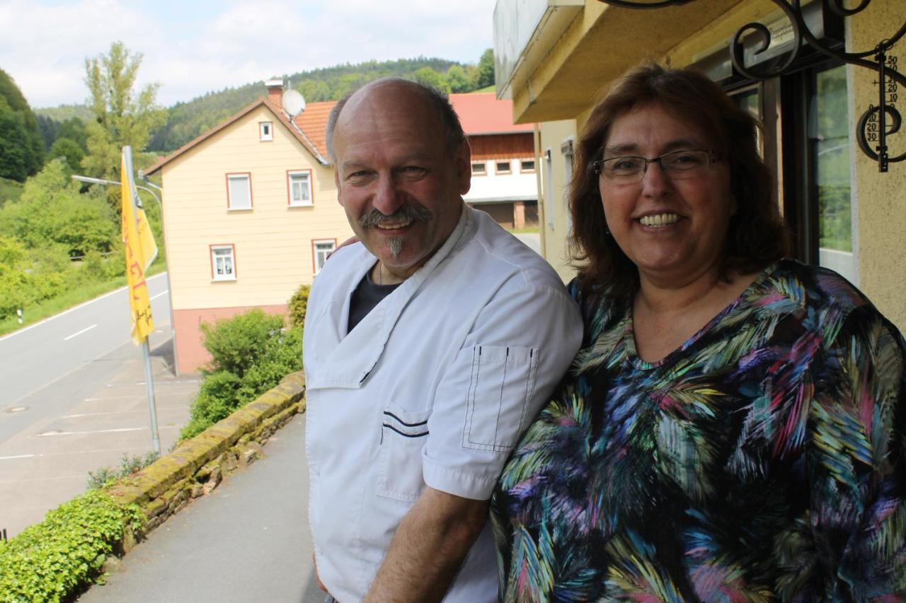 Hotel Gasthof Zur Krone Oberzent Εξωτερικό φωτογραφία