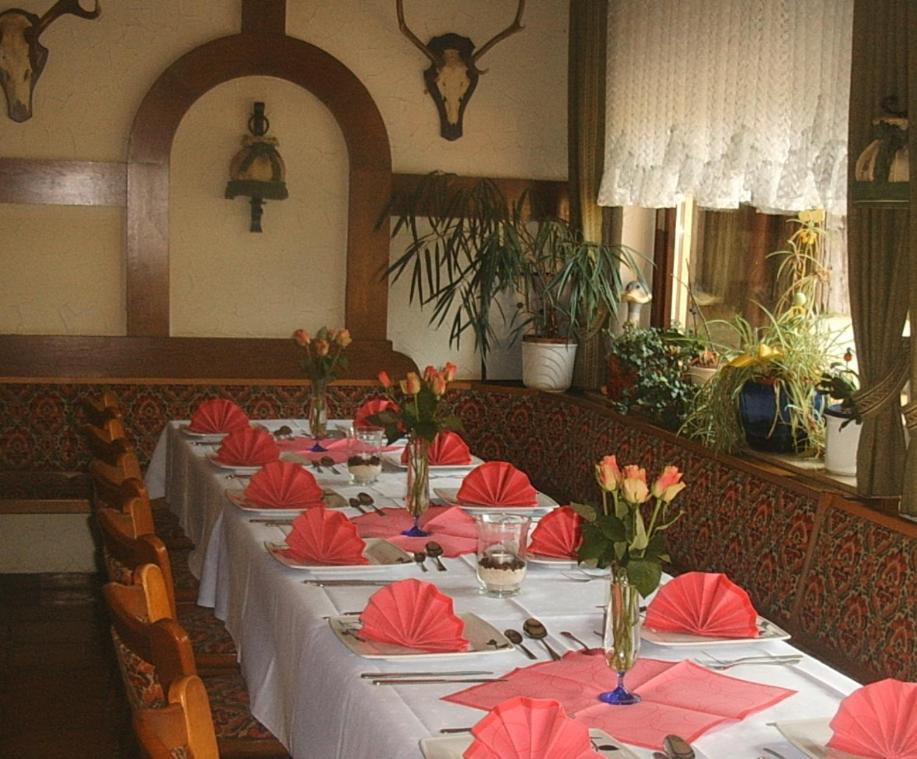 Hotel Gasthof Zur Krone Oberzent Εξωτερικό φωτογραφία